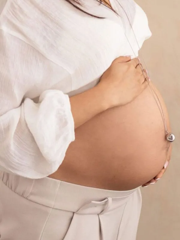PROUD MAMA Bola raskauskoru – Merkityksellinen odotusajan koru, Lilo heart