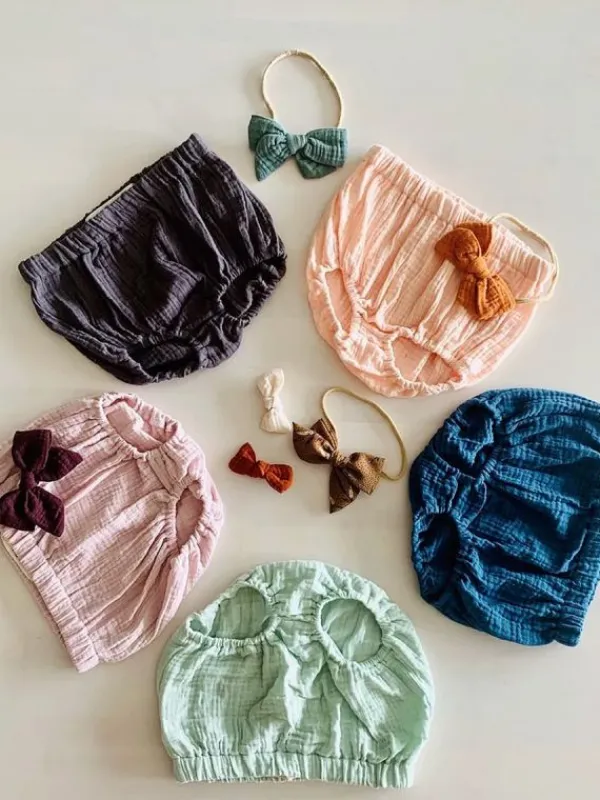 Gipsy Parrot Bloomers – Pehmeät Harsohousut Tytövauvalle, Aprikoosi