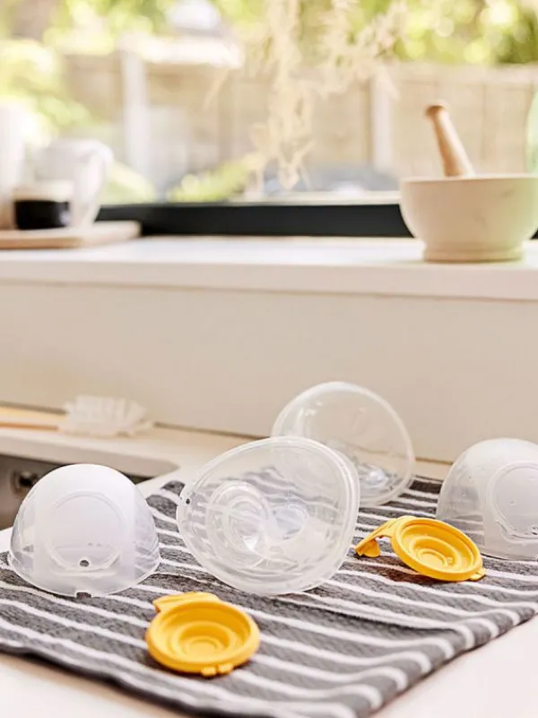 MEDELA Freestyle Hands-Free Double sähköinen rintapumppu