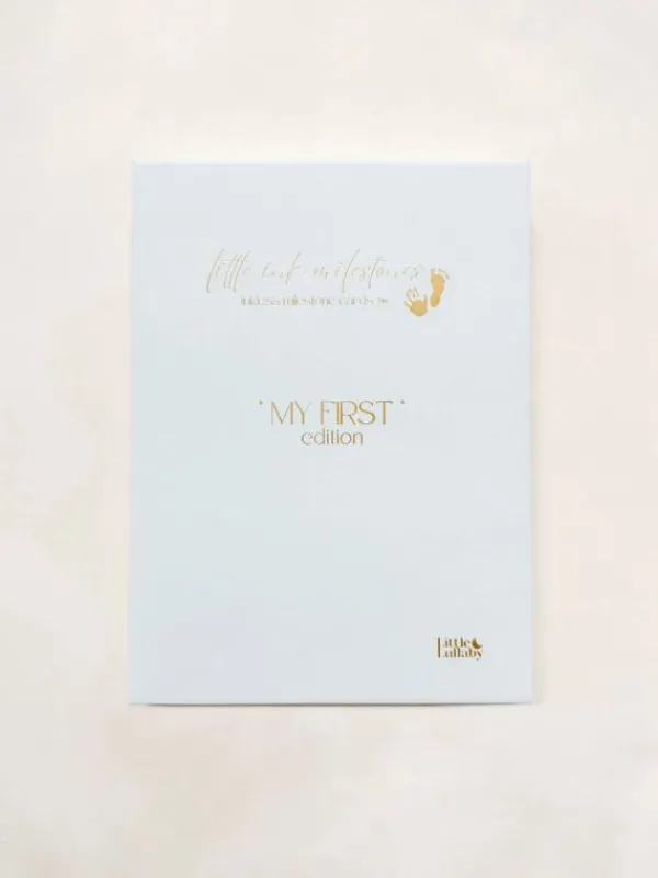 Musteeton Milestone -korttisarja “My First” – Vauvan ensimmäiset hetket ja juhlapäivät