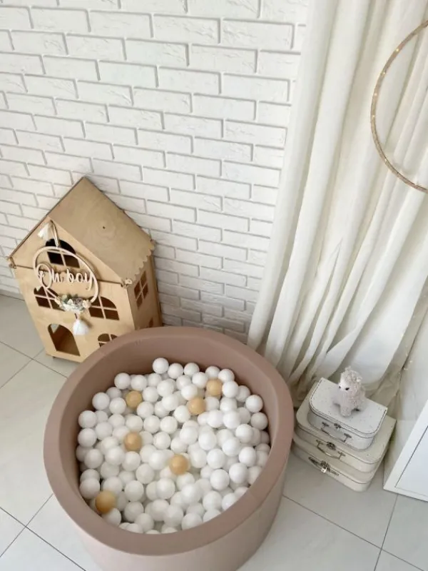 Pehmeä pallomeri + pallot (valitse värit), beige