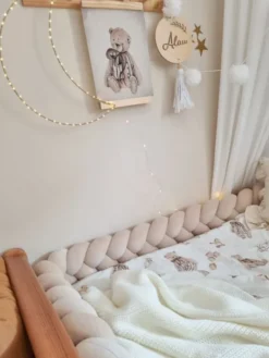 Velvet Palmikko reunasuoja pinnasänkyyn ja juniorisänkyyn - Beige